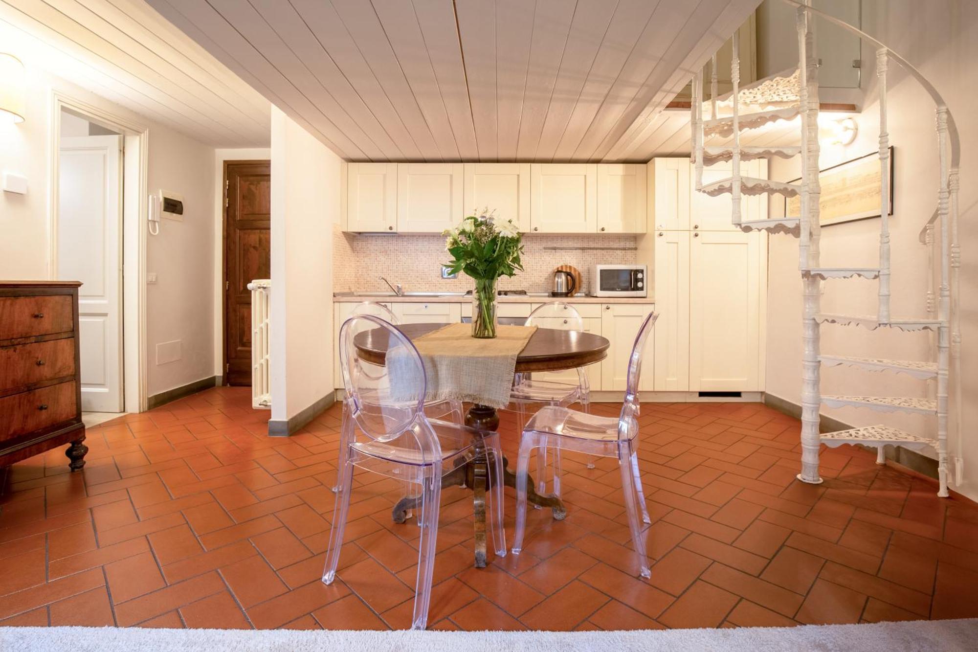 Rondinelli Charme Bijoux - Elegance In The Heart Of Apartment *